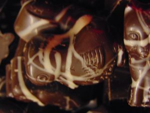VDV Chocolaterie sint Sint Maarten Sinterklaas chocolade melkchocolade zoodiertjes opgevuld met banaan